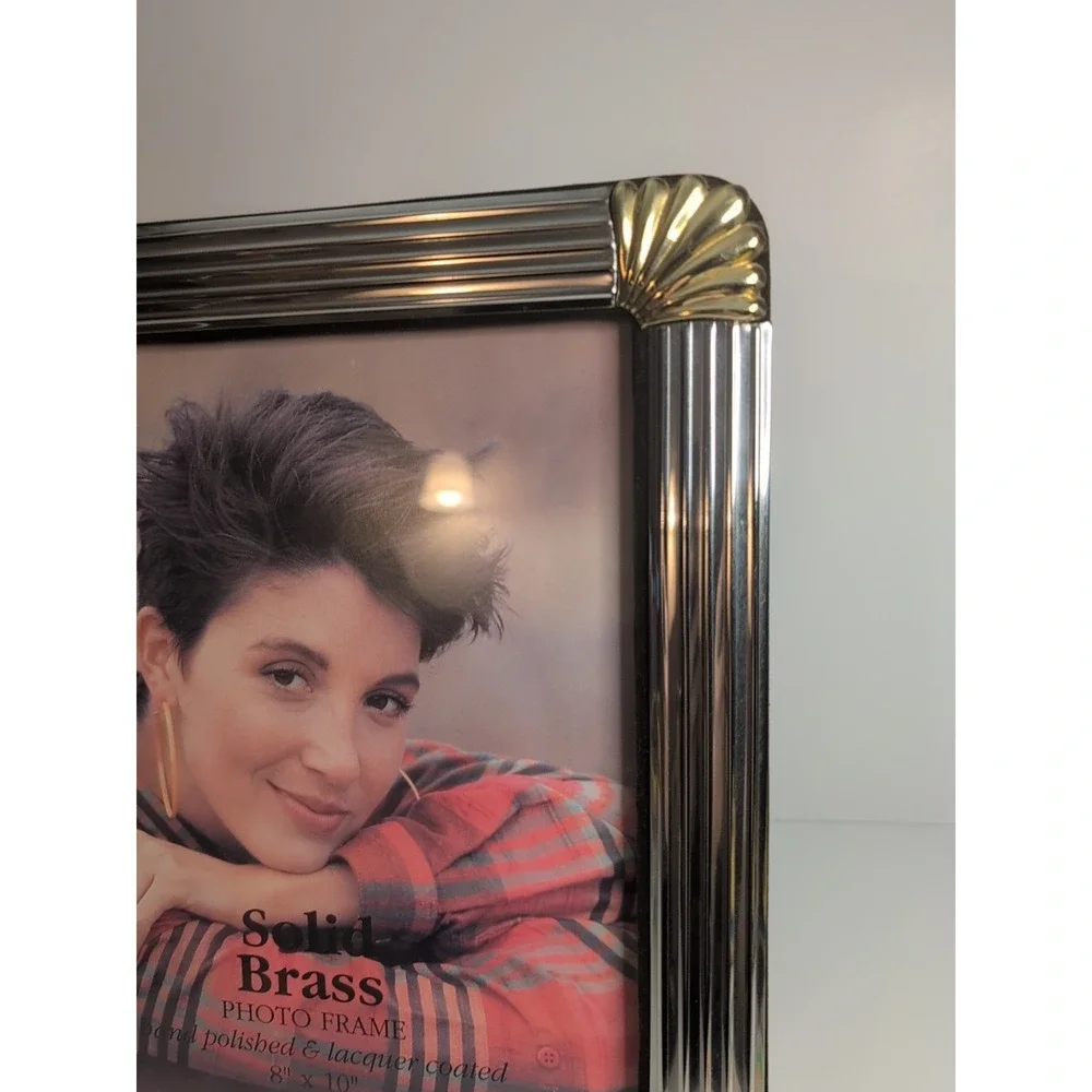 The Unbranded Brand picture frame